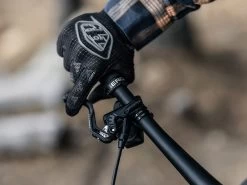 MAGURA MT5 PRO Scheibenbremsen-Set + Storm HC 203/180 10 MAGURA MT5 PRO Scheibenbremsen-Set + Storm HC 203/180 -Mountainbikes & Zubehör Magura MT5 PRO Scheibenbremsen Set Storm HC 203 180 2702863 c